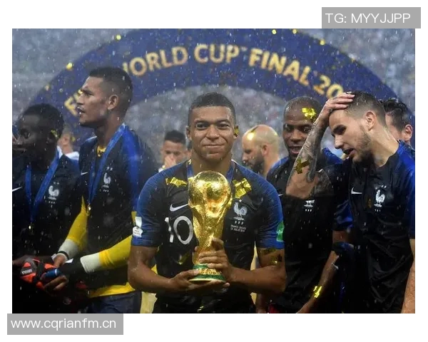 IFFHS年度最佳男足球员候选名单揭晓登贝莱姆巴佩哈兰德凯恩争夺荣誉